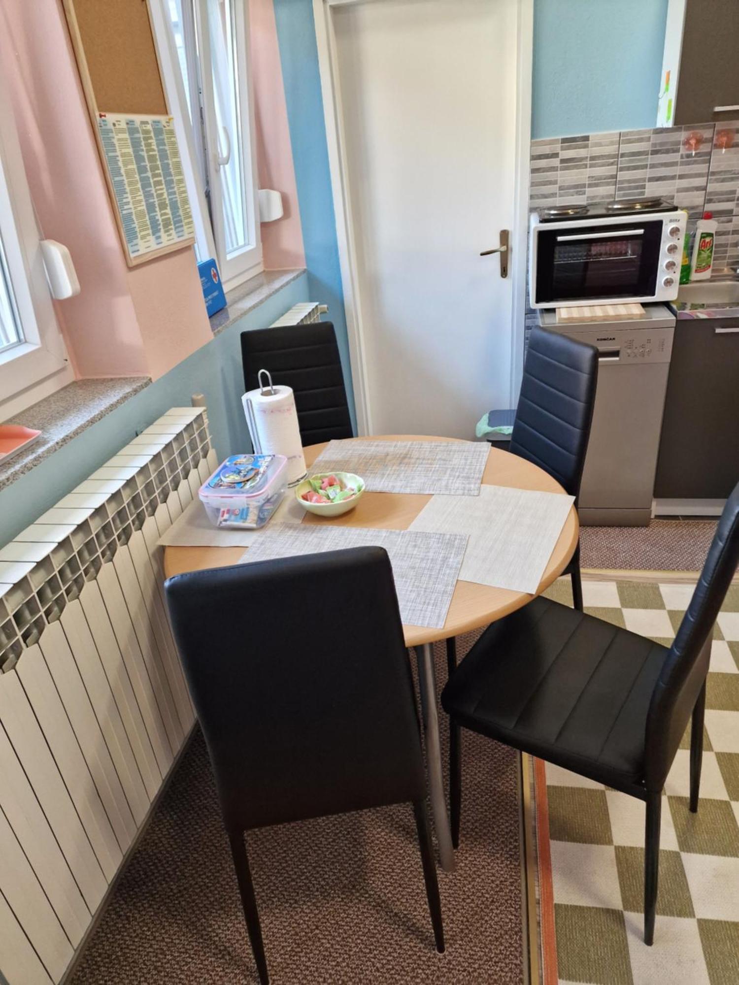 شقة Studio Apartman Lorena زغرب المظهر الخارجي الصورة